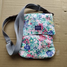 Joules Floral Pu Coated