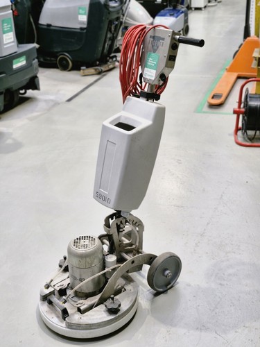 Oscillating floor cleaning - oscillating,