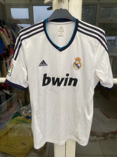 Real madrid home football - real,