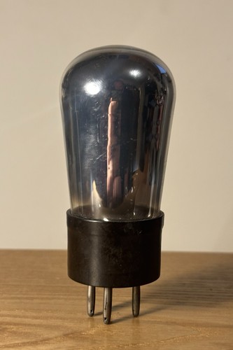 Cossor triode valve - v7,