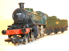 Boxed Hornby Ivatt Class 2 Locomotive Runs Beautifully in Near Mint Condition