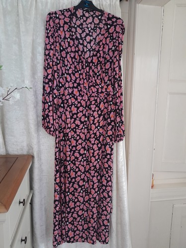 Beautiful pink and black - ,