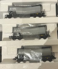 ROCO H0 3 PIECE TANK TRAIN