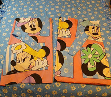 Vintage 90's DISNEY Minnie