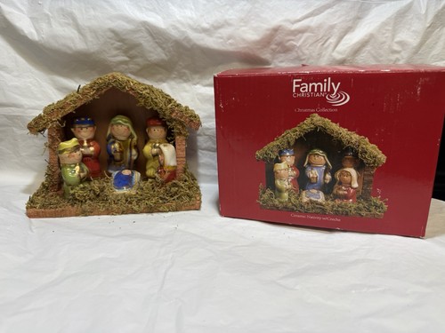 Vtg miniature nativity - vtg, in