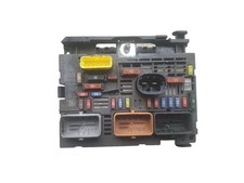 CITROEN C4 PICASSO Fuse Box 1560 Diesel DV6C 2011 9675877980