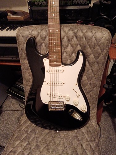 Fender squier stratocaster - fender,
