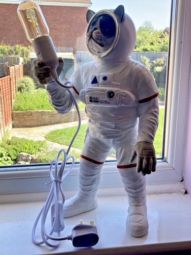 Bulldog spaceman table - spaceman,