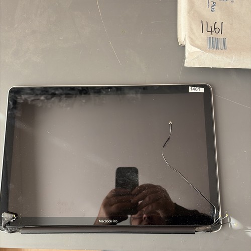 Genuine apple macbook pro - macbook,