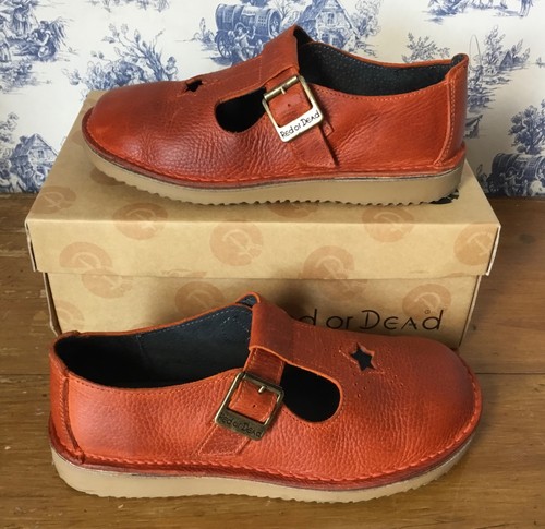 Red dead ziggy orange - red,