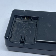 Hitachi DZ-ACS3(E) Battery Charger 