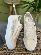 RIVER ISLAND Cream Lace