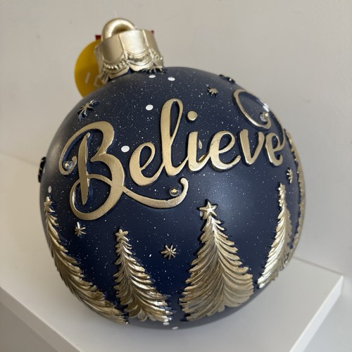 Believe light bauble - up,