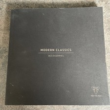 TRIUMPH Bonneville Bobber Thruxton street cup twin scrambler accessories 2017