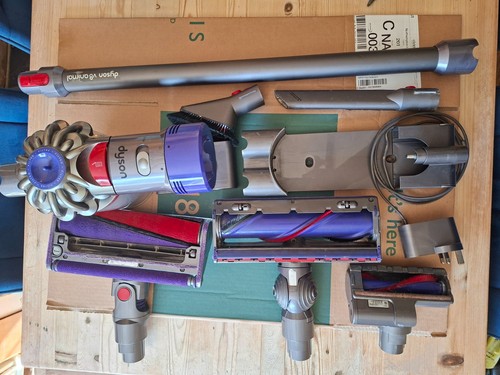Dyson animal stick - v8,