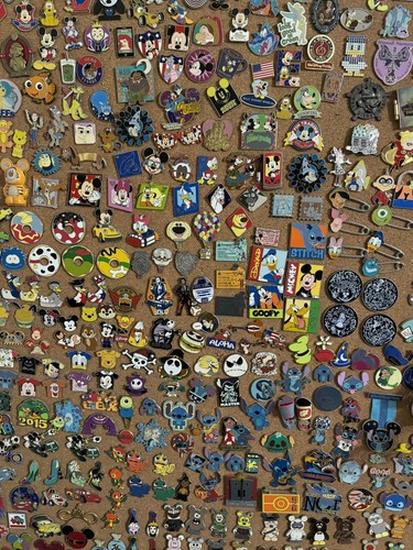 Lot disney trading - lot, pins