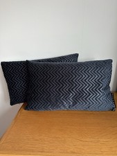 Navy Velvet Cushion X 2