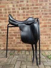 18 Inch Medium Wide Black