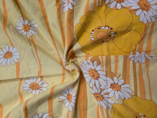 Vintage floral fabric 60s 70s - floral,