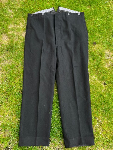 1940 black wool button - 1940's, fly