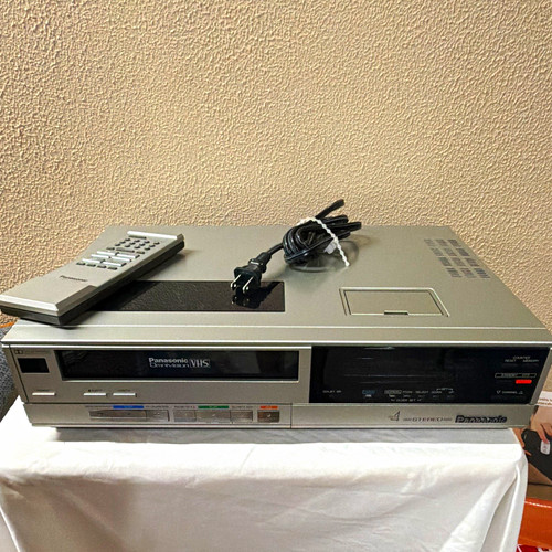 Panasonic omnivision vhs vcr - panasonic,