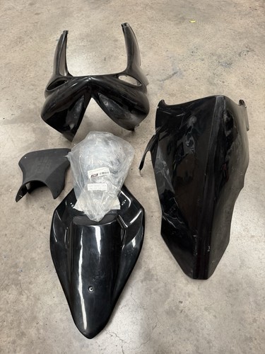 Yamaha crc race fairings - r1,
