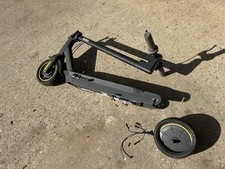 SEGWAY NINEBOT KICK SCOOTER