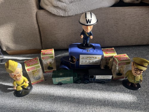 Dads army bobble heads vans - dads,