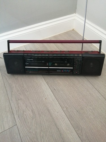 Toshiba 8067 stereo radio - rt-8067,