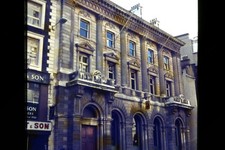 CHILD`S BANK FLEET ST 1970`S (35MM SLIDE) LOT C129