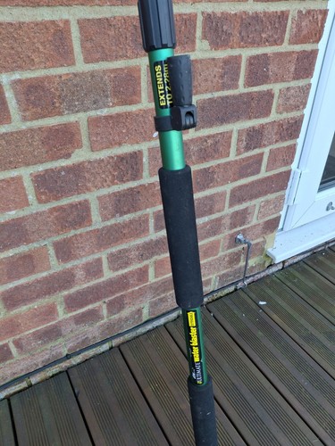 Guttering water blaster - guttering,