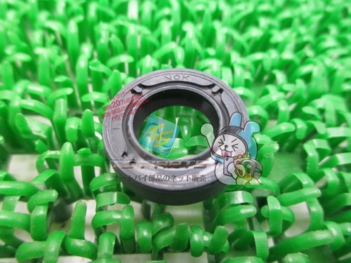 Z650 clutch oil seal stock - z650, in
