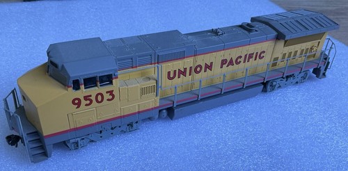 Gauge walthers dash - ho,