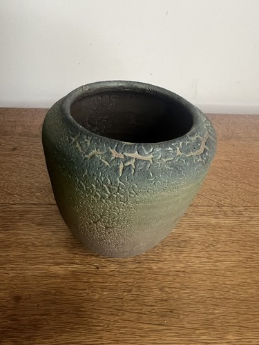 Vintage lava glazed studio - vintage,