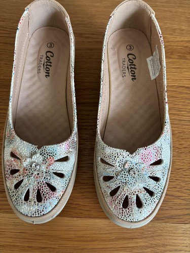 New shoes size - 3.,