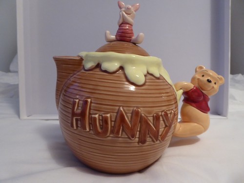 Disney winnie the pooh - pooh, tea