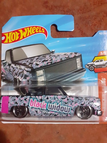 Hot wheels chevy silverado - hot,