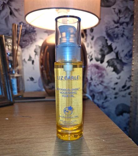 Liz earle botanical - earle, shine