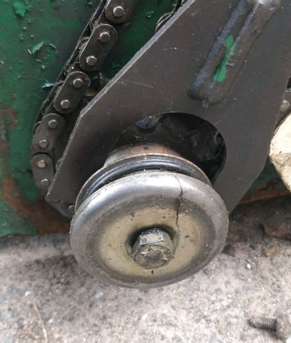 Ransomes cutting cylinder dog - cutting,