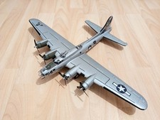 Built & Painted Airfix Revell Boeing B 17 Flying Fortress WW2 USAAF Bomber 1/72