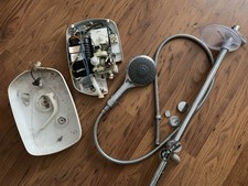 Triton T80XR Electric Shower 8.5kW With Shower Kit - White - for Parts Or Spares