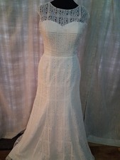 Wedding dress size 18 ivory