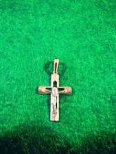 14k gold pendant  Cross.