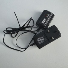 Genuine macallister 18v 5a - 18v, 1.5a