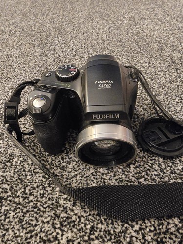 Fujifilm finepix s5700 1mp - finepix, 7.1mp