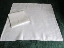 Pr. Vintage damask dinner