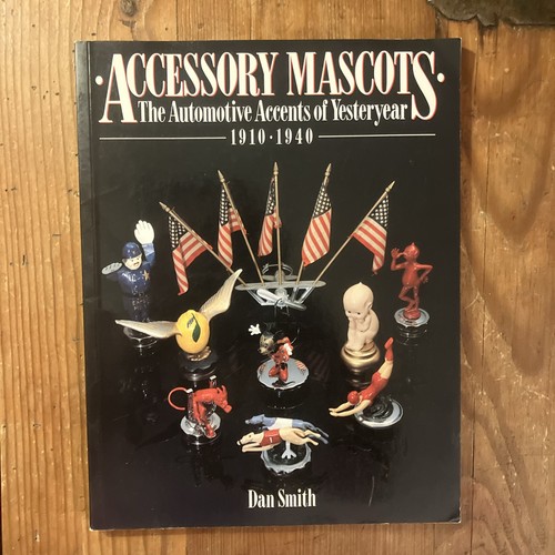 Accessory mascots the - accessory, mascots: