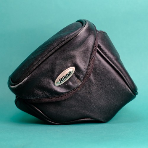 Nikon black leather digital - black,
