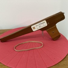 Vintage Handmade Wood Rubber Band Gun Easy Load(the pesky fly & spider gun)(k24)