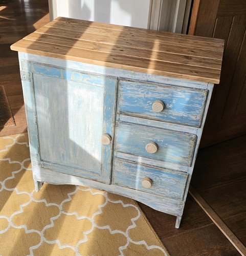 Distressed look chest - distressed,